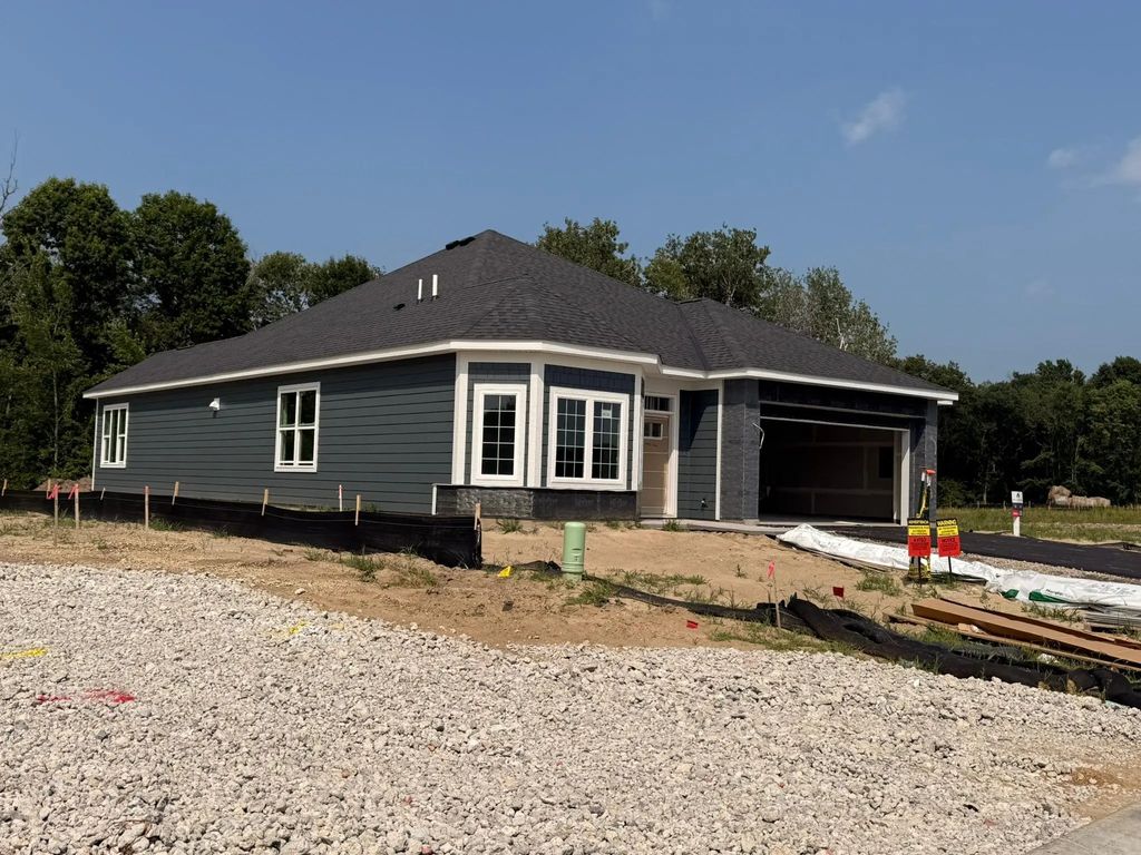 8235 Haywood Drive, Lino Lakes