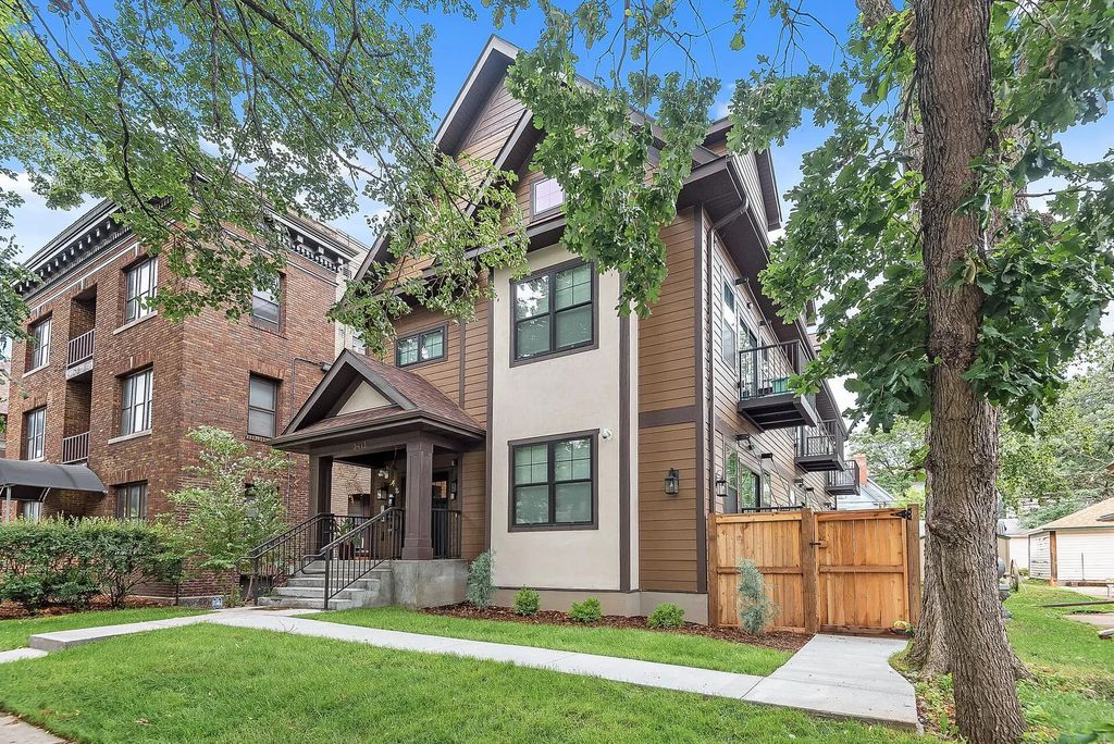 2413 1st Avenue S, Minneapolis