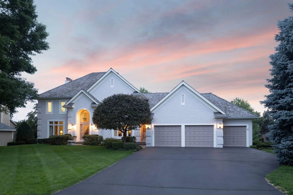 8784 Boulder Rise, Eden Prairie