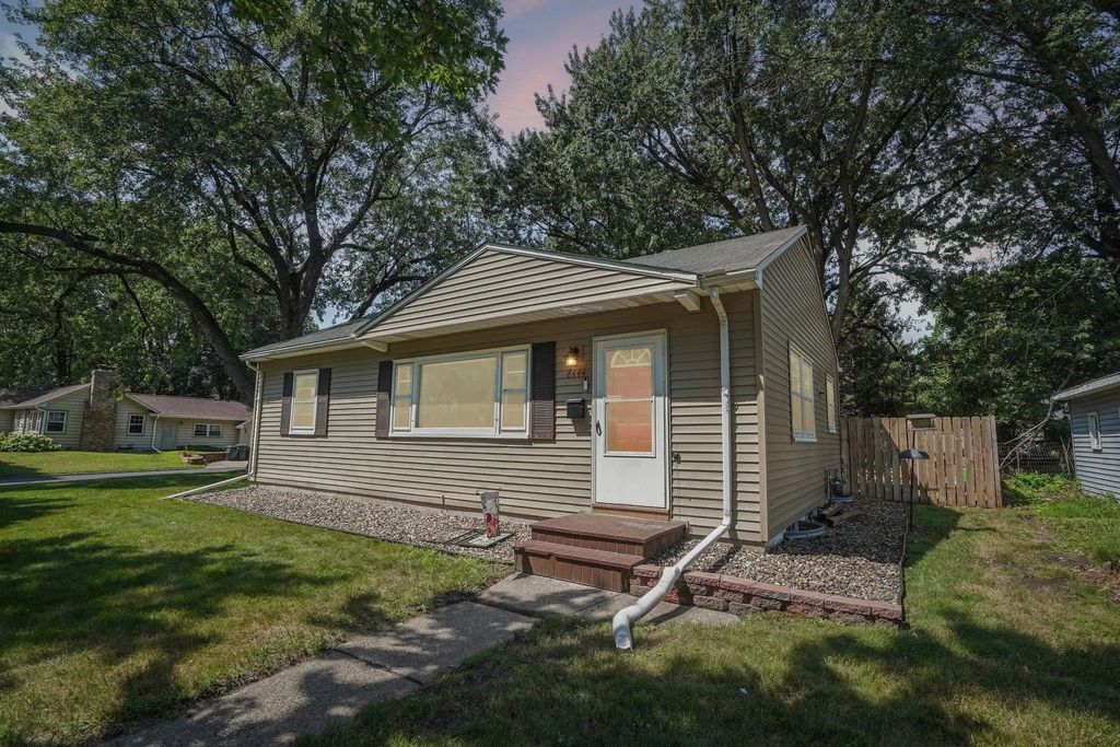 8444 Fremont Avenue S, Bloomington