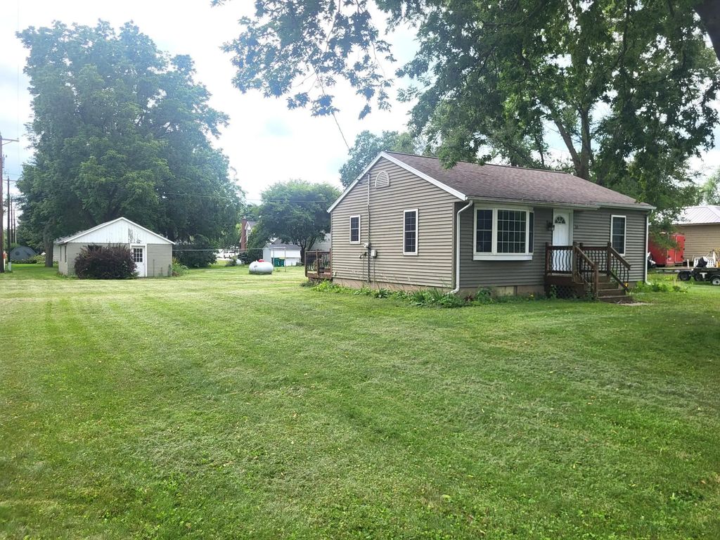 315 Cedar Street, Pepin