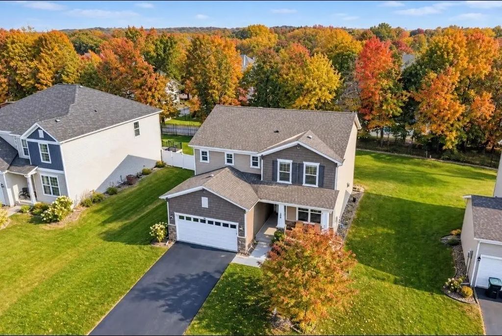 524 Aidan Cove, Eagan