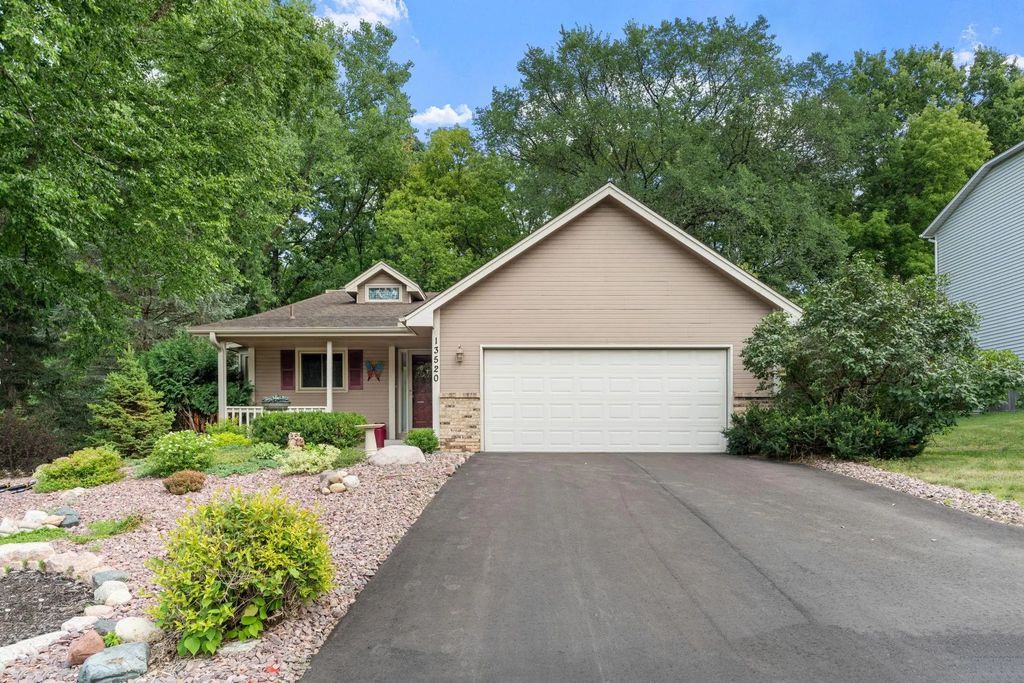 13520 Havelock Trail, Apple Valley