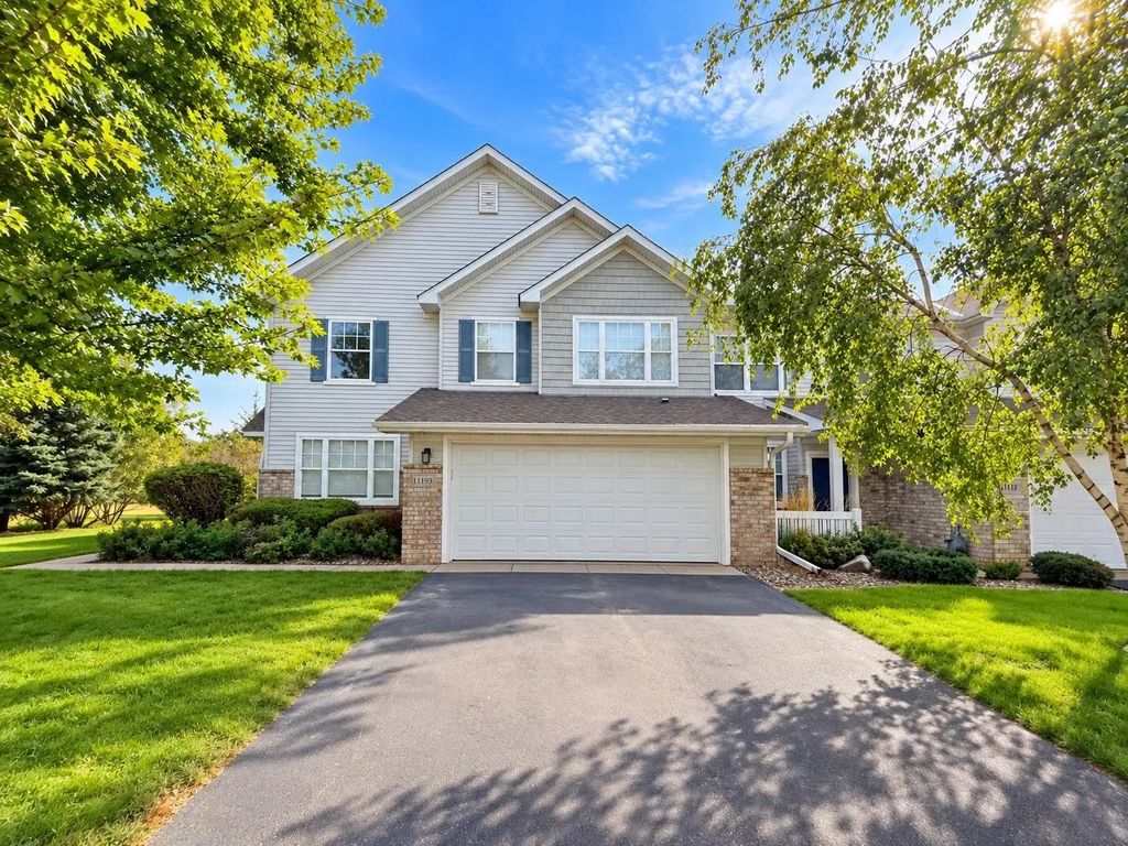 11193 204th Street W 201, Lakeville