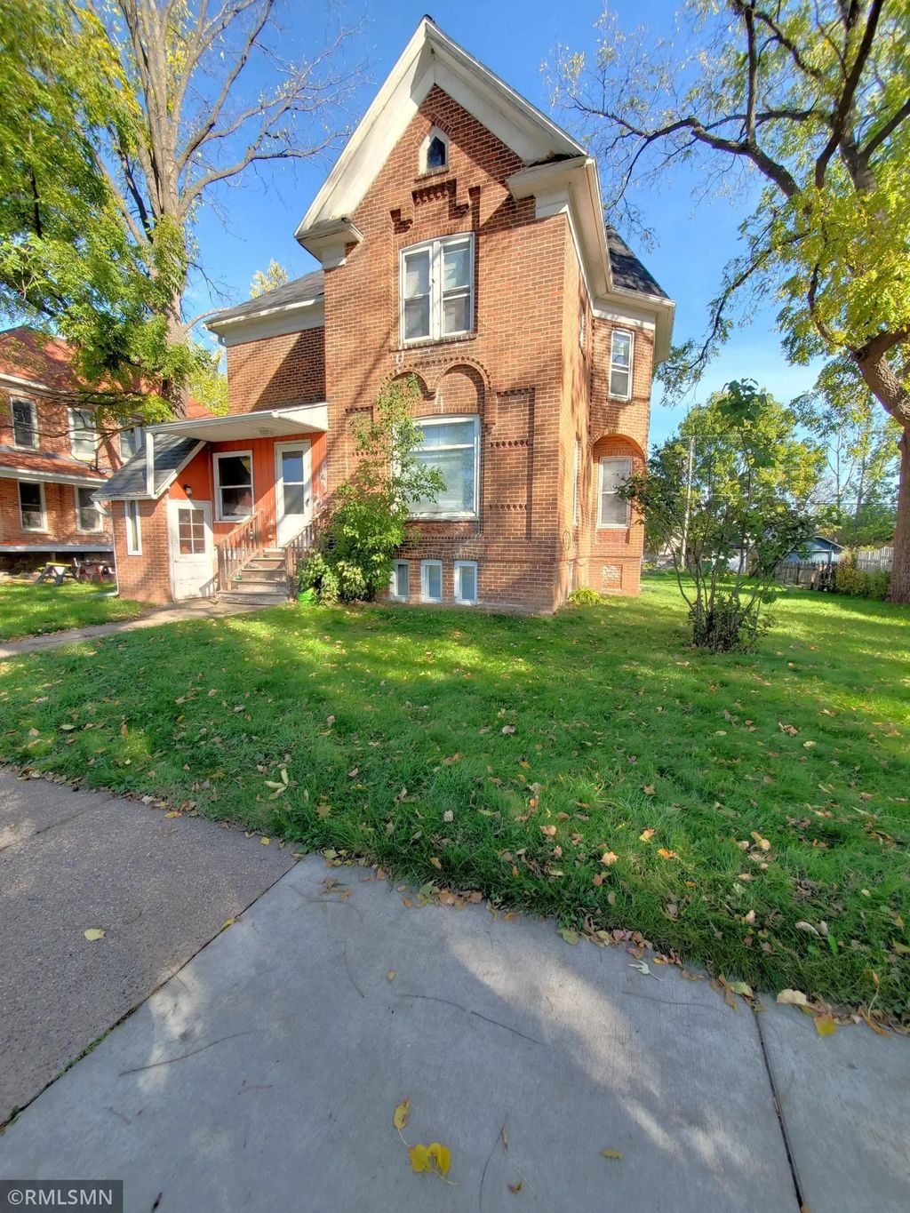 210 N Fremont Street #2, River Falls