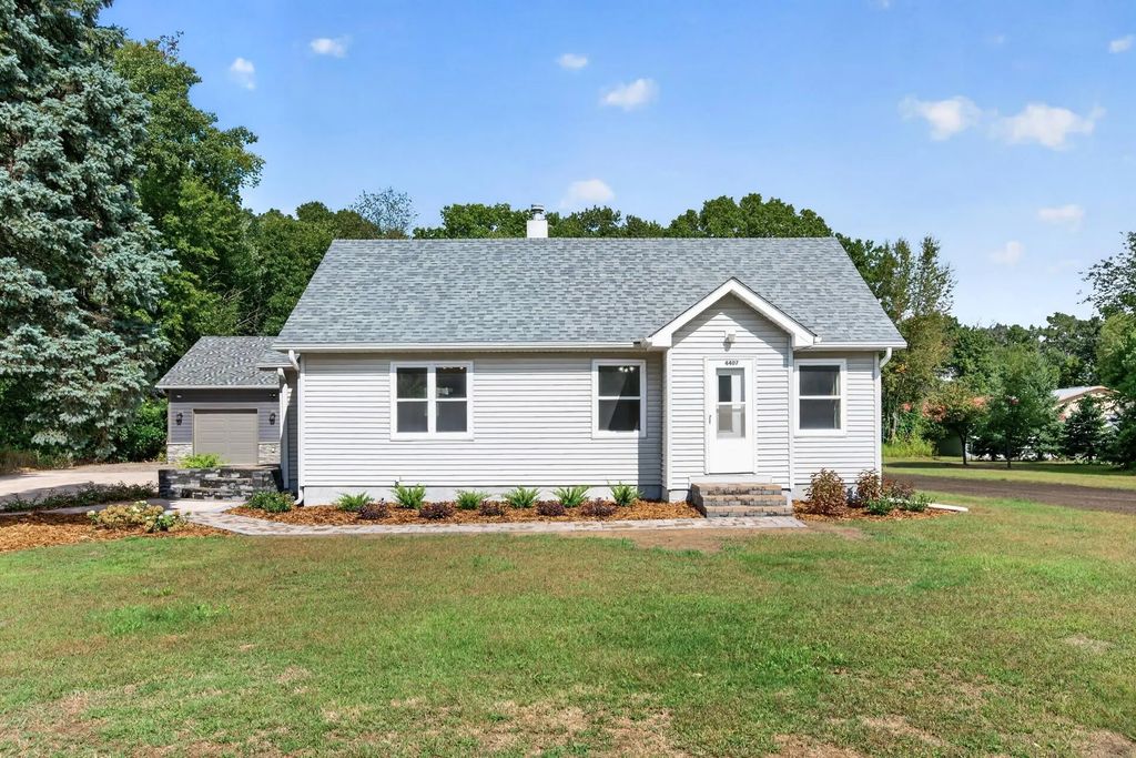 4407 Crosstown Boulevard Ne, Ham Lake
