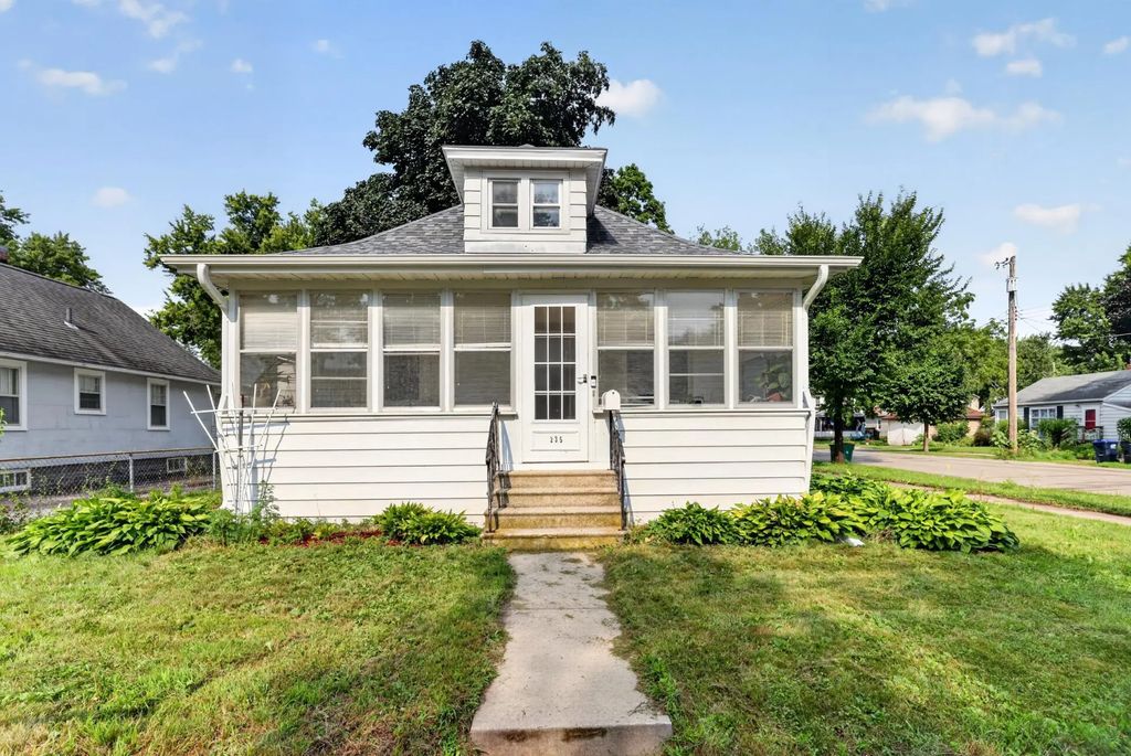 235 10th Avenue Ne, Rochester