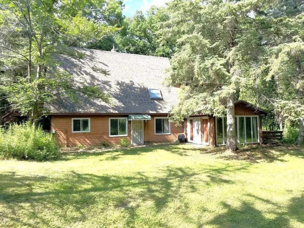 39332 460th Avenue, Perham
