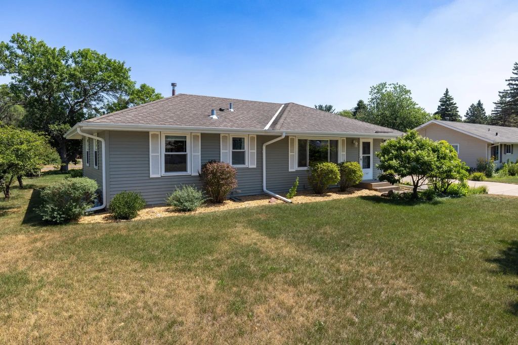 11447 Swallow Street Nw, Coon Rapids