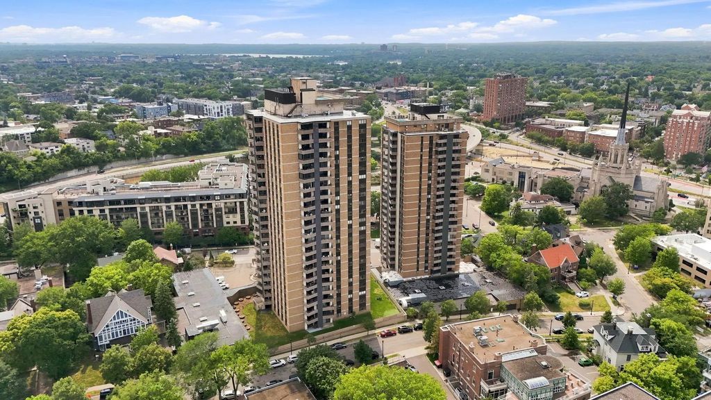 410 Groveland Avenue 2003, Minneapolis