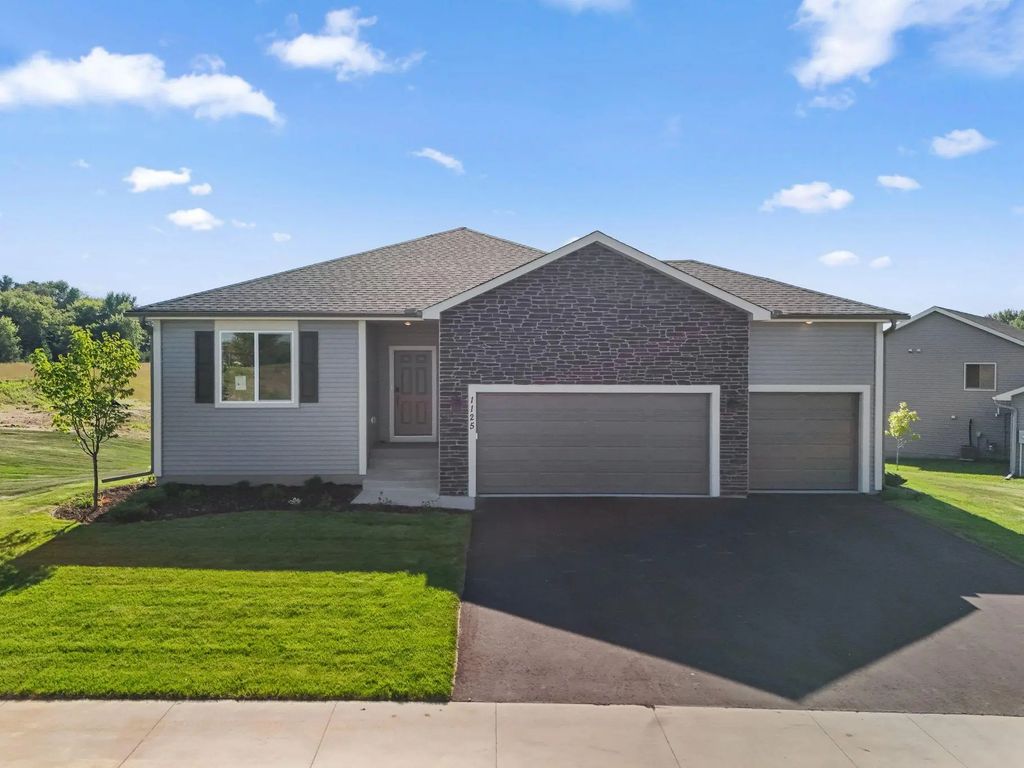 1125 Legacy Parkway, New Richmond