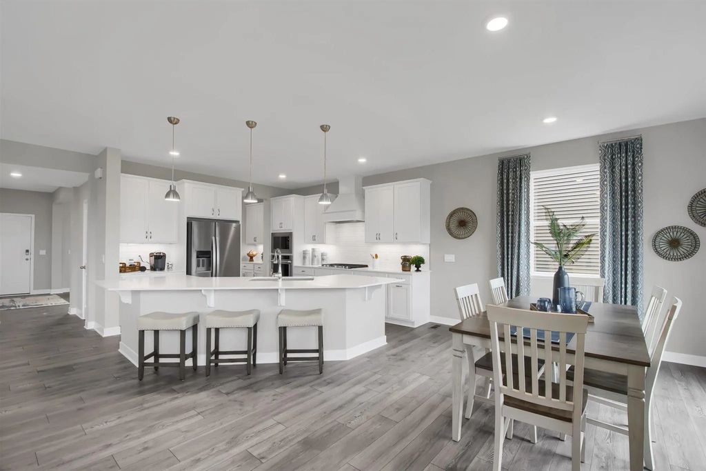 23640 Marshview Drive, Rogers