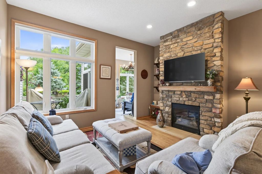 8992 Quail Court, Saint Bonifacius
