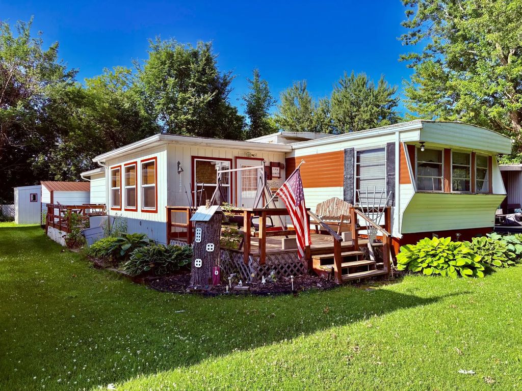 2769 28th St Nw 151, Baudette