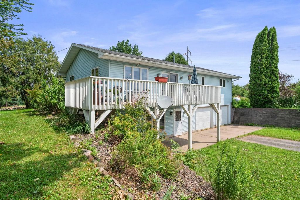 549 21st Avenue, Cumberland