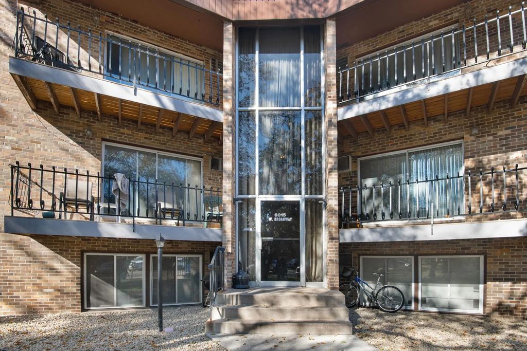 6015 W Broadway Avenue 304, New Hope