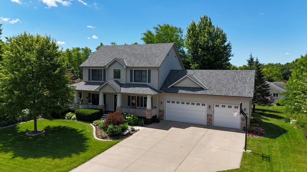 213 Victoria Boulevard, Mankato