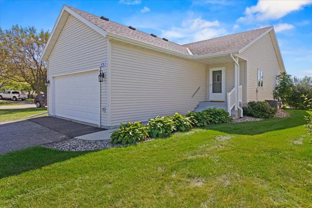 331 Sunfish Lane, Winsted