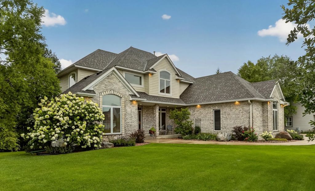 5015 Regal Oak Lane Sw, Rochester
