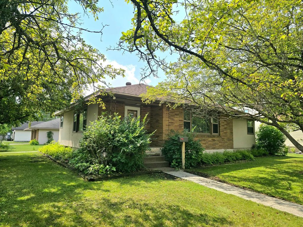 1301 9th Street, International Falls