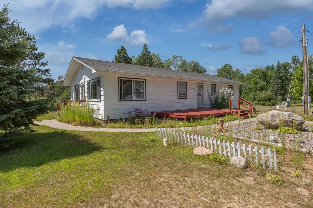 1958 Himark Lane Ne, Longville