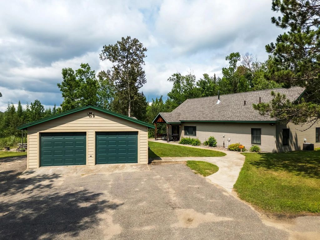 52671 Becker Road, Bigfork