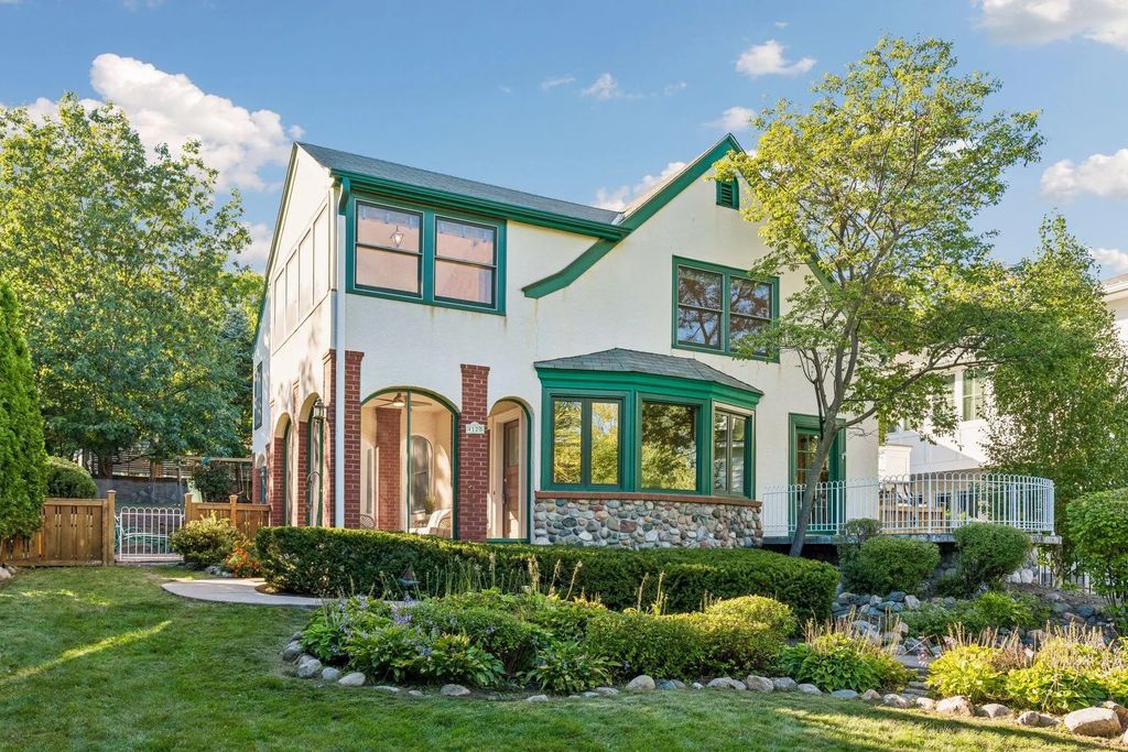 4120 Queen Avenue S, Minneapolis