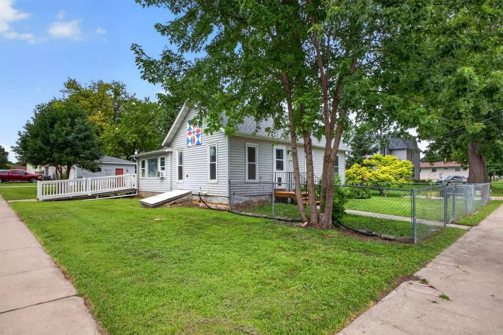 17 2nd Street Ne, Kasson