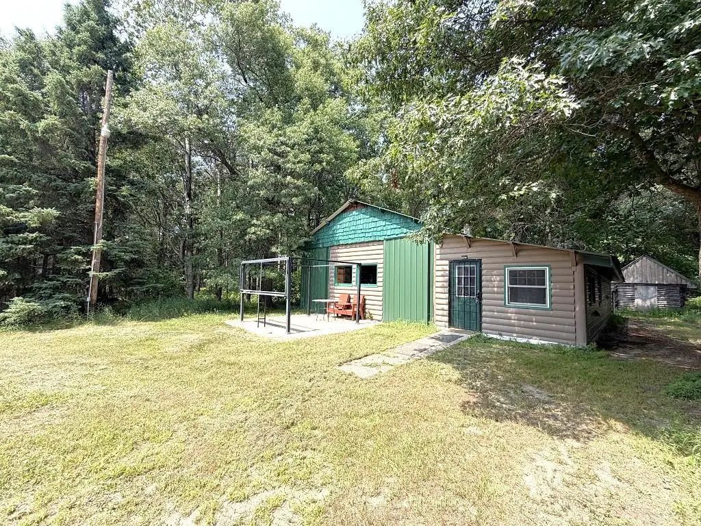 21920 County 2, Nevis