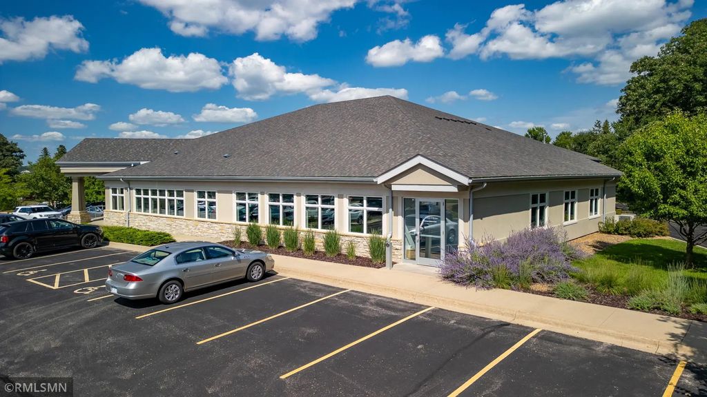 3416 Lakeridge Place Nw, Rochester