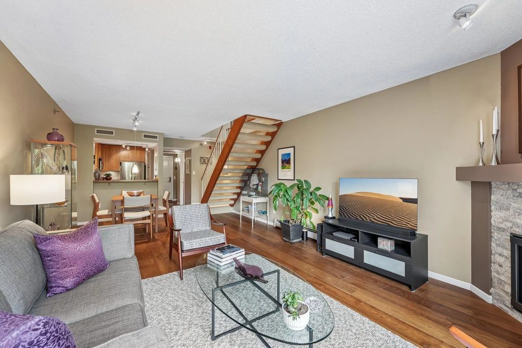 7520 Edinborough Way 2304, Edina