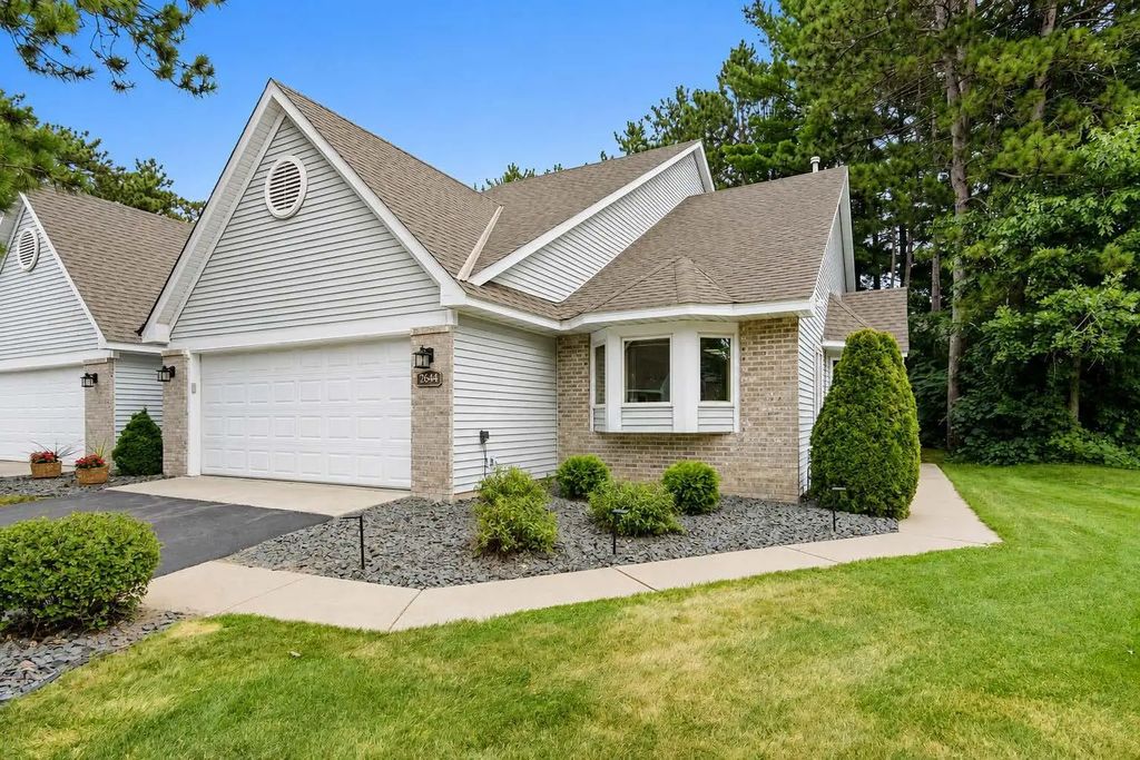 2644 Rivers Bluff Lane, Anoka
