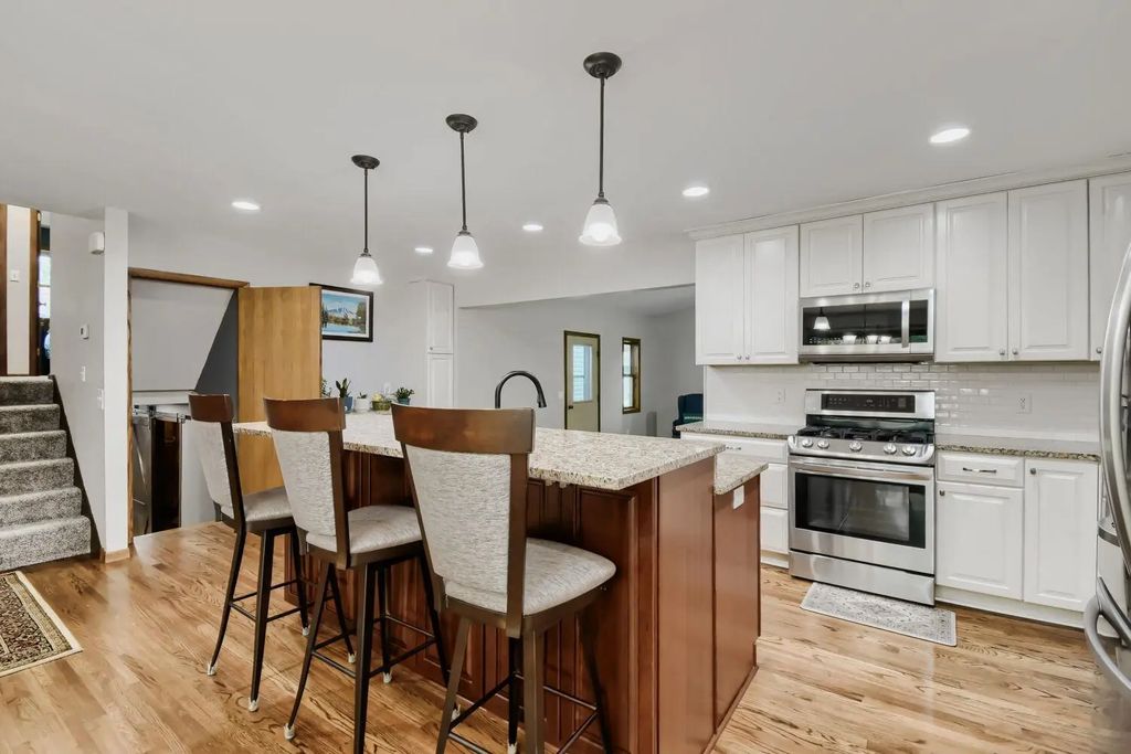 10439 Thrush Street Nw, Coon Rapids