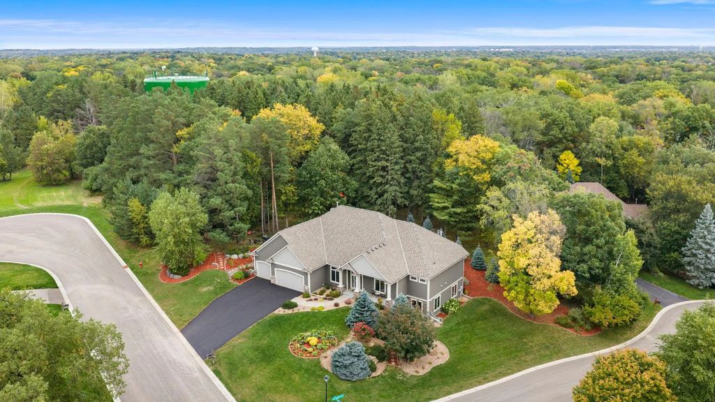 18004 Jacquard Path, Lakeville