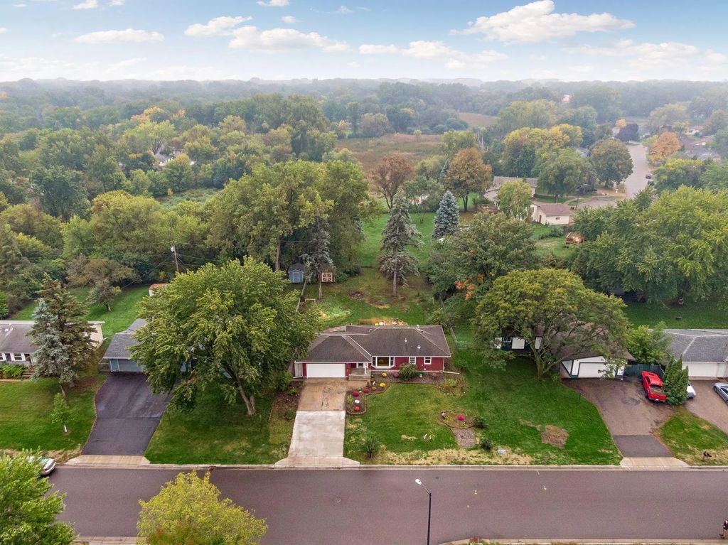 2501 80th Avenue N, Brooklyn Park