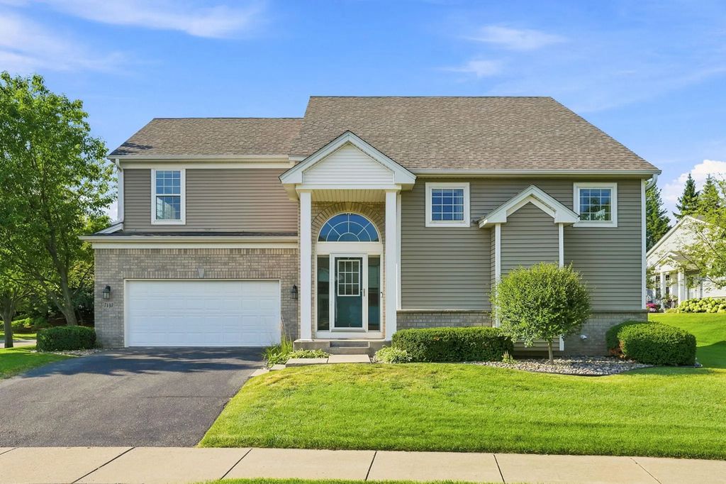 7143 Arthur Drive, Woodbury