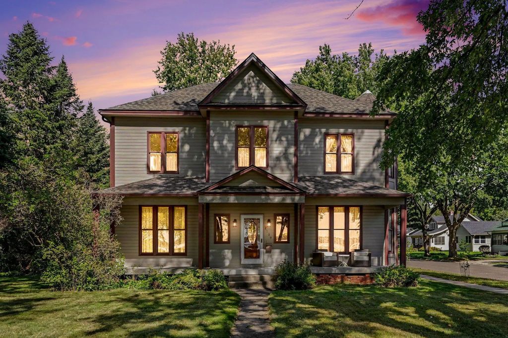 2309 4th Street, White Bear Lake