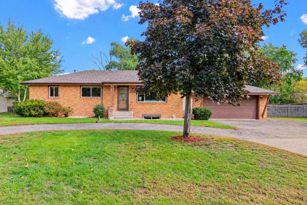 6516 Georgia Avenue N, Brooklyn Park