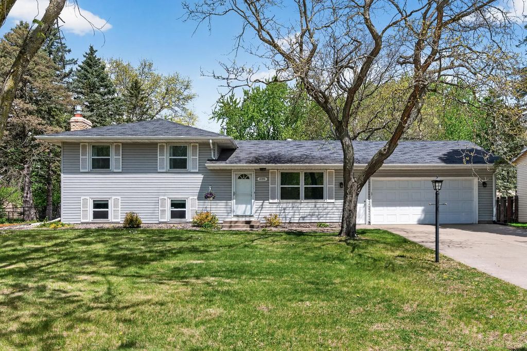 10441 Crocus Street Nw, Coon Rapids