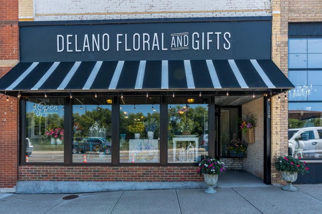 120 River Street N, Delano