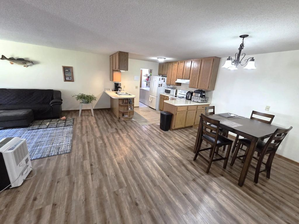 116 Rockford Avenue E, Delano
