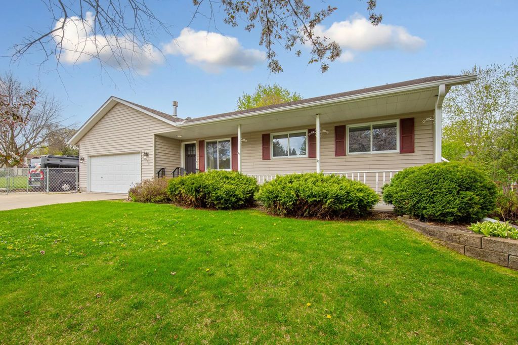 410 Littleford Lane, Faribault