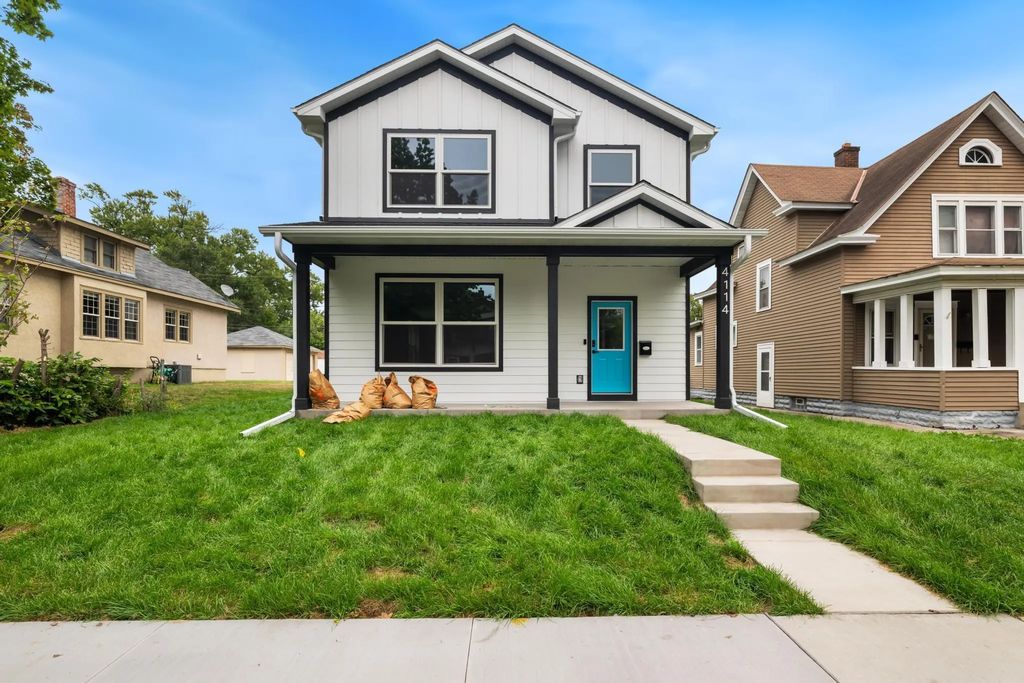4114 Fremont Avenue N, Minneapolis
