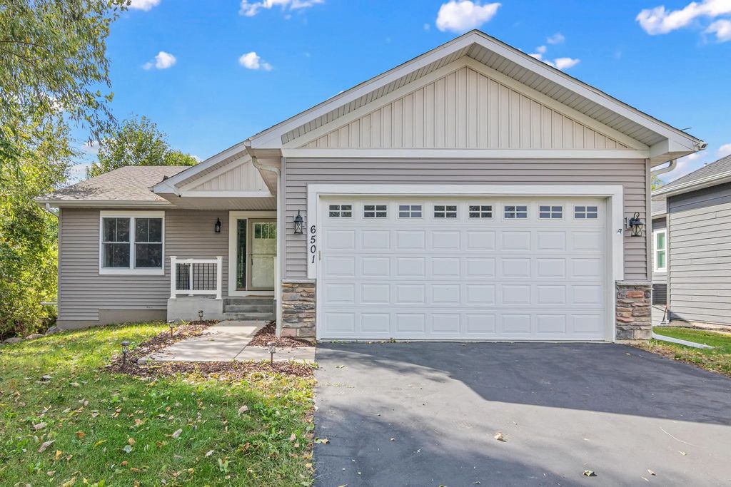 6501 Carrigan Lake Drive, Waverly
