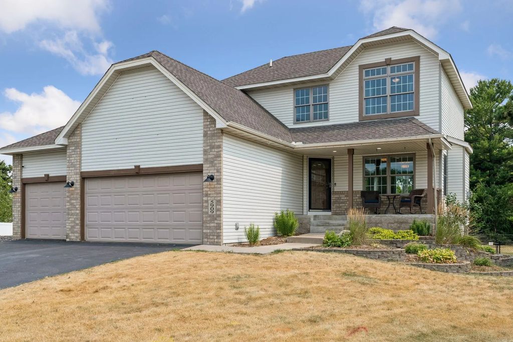 5909 92nd Avenue N, Brooklyn Park