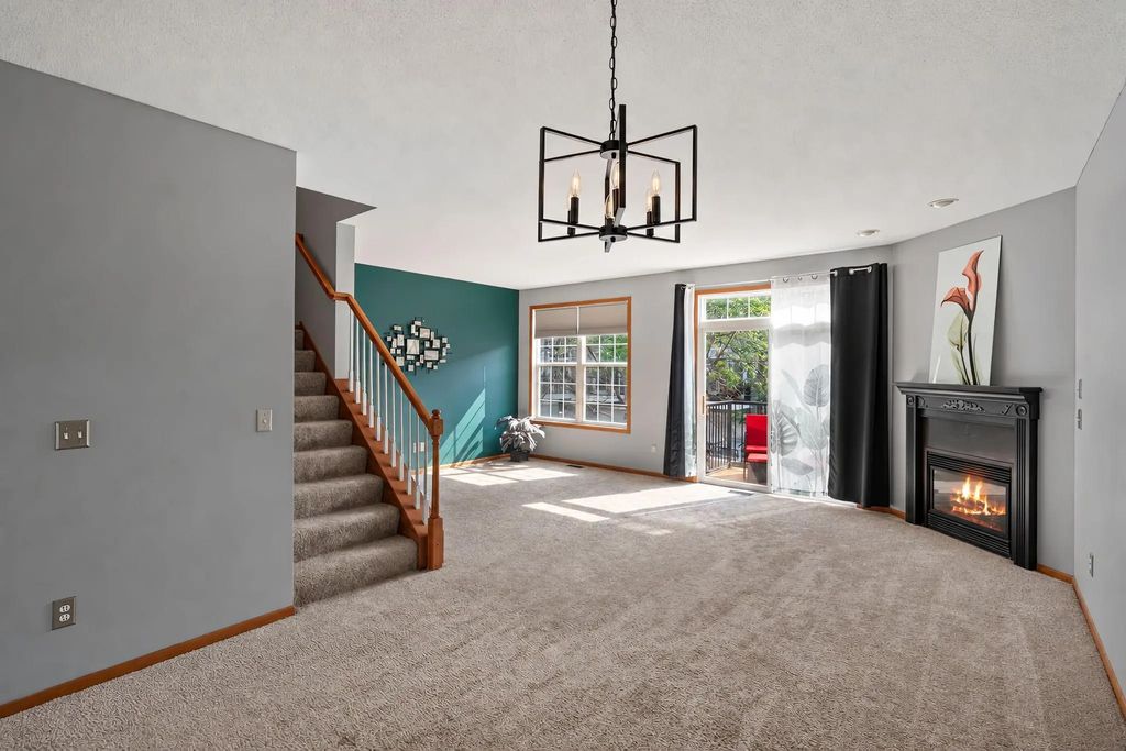 1671 Crossings Boulevard, Shakopee