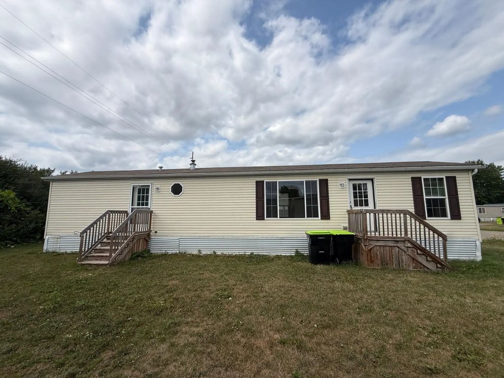15 Raasch Ranch, Zumbrota