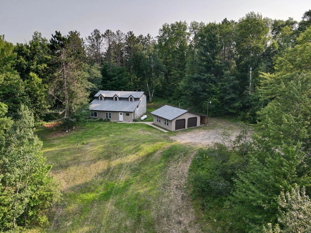 40 Abbi Lane, Grand Rapids