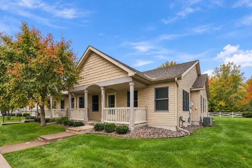 609 Vine Lane, Monticello