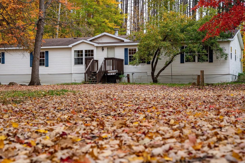 87598 Alder Loop, Sturgeon Lake